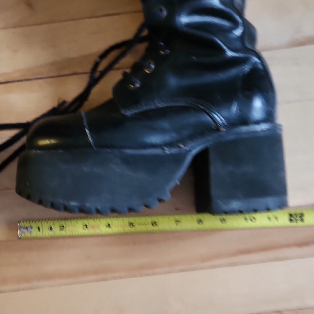 Black Platform Lace-Up Leather Boots - Picture 9 of 16